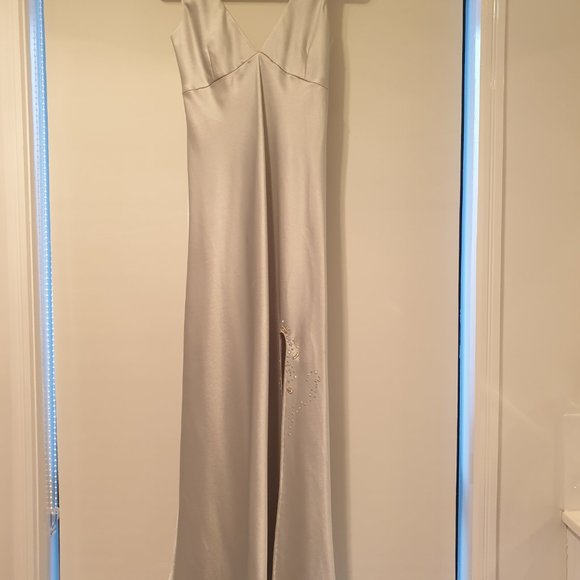 Matthew Eager in shimmery pale green - Size 8 - Picture 10 of 11